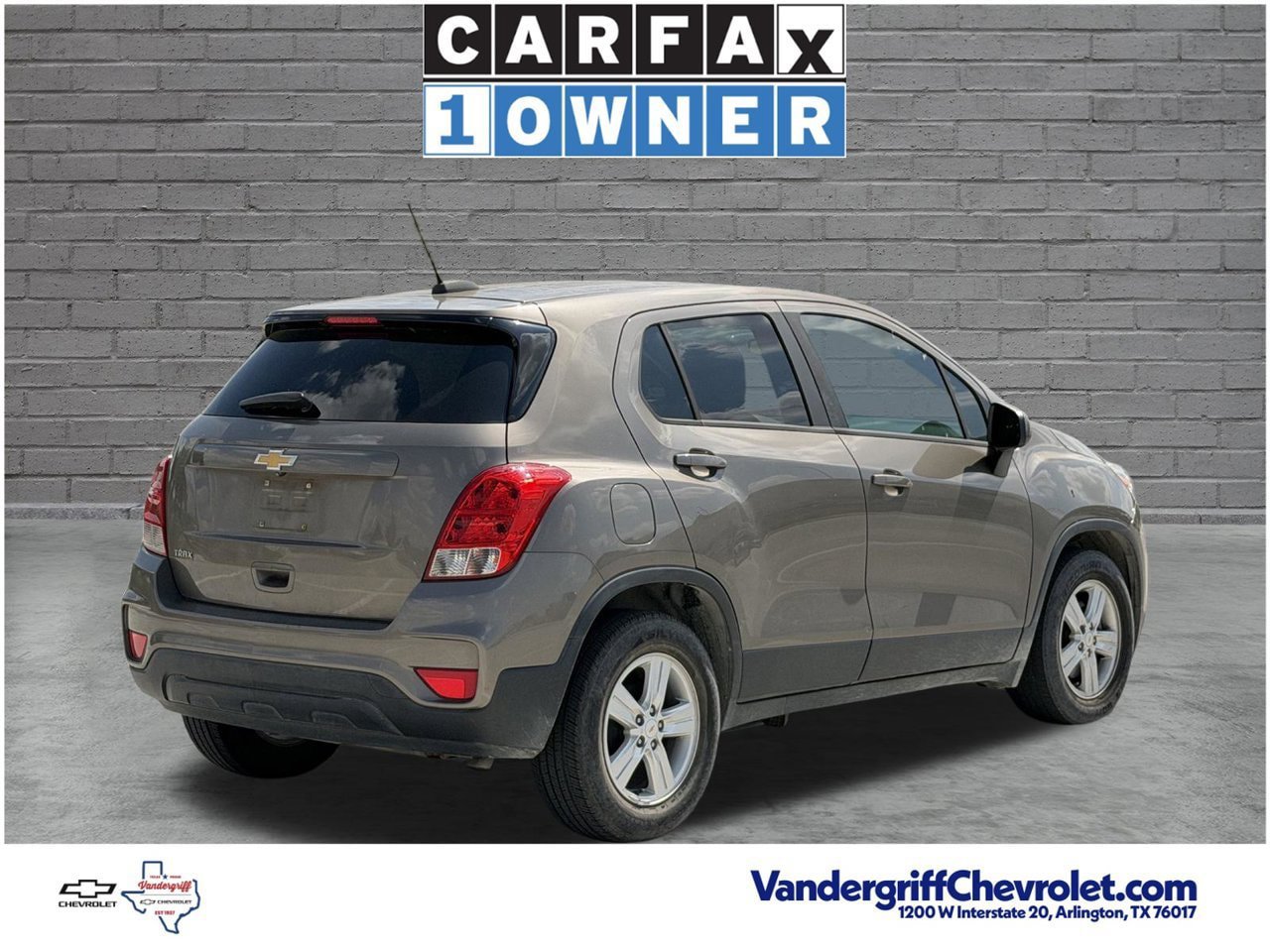 Used 2020 Chevrolet Trax LS w/ Tint and Cruise Package FWD image 4