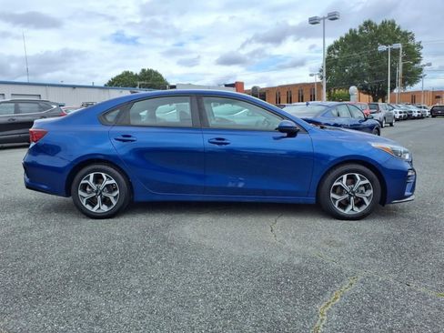 Used 2020 Kia Forte LXS image 3
