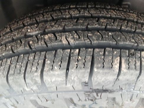 Used 2023 Jeep Wrangler Sport image 48