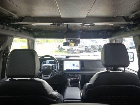 Used 2023 Ford Bronco Everglades AWD/4WD image 15