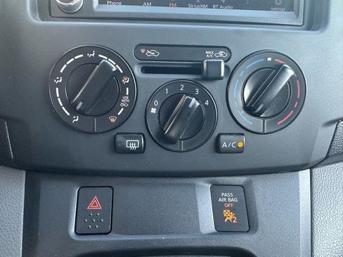 Used 2021 Nissan NV200 SV w/ Sliding Door Glass Package image 20