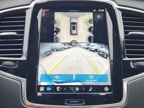 Used 2025 Volvo XC90 T8 Ultra w/ Protection Package Premier image 16