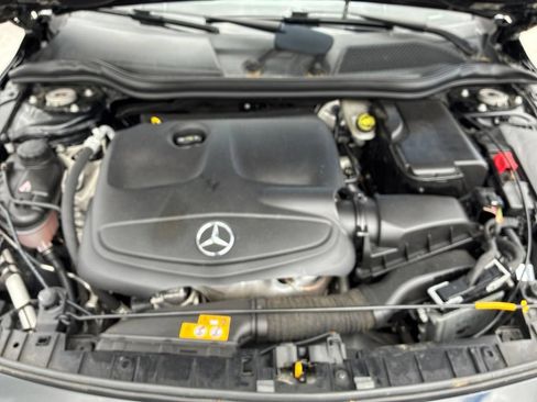 Used 2019 Mercedes-Benz GLA 250 4MATIC image 33