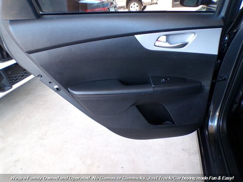 Used 2024 Kia Forte LXS FWD image 16