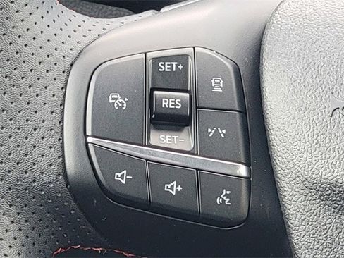 Certified 2023 Ford Escape ST-Line Select w/ Tech Pack #2 image 32