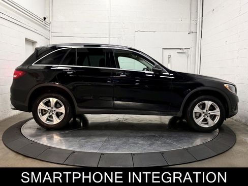 Used 2018 Mercedes-Benz GLC 300 4MATIC image 9