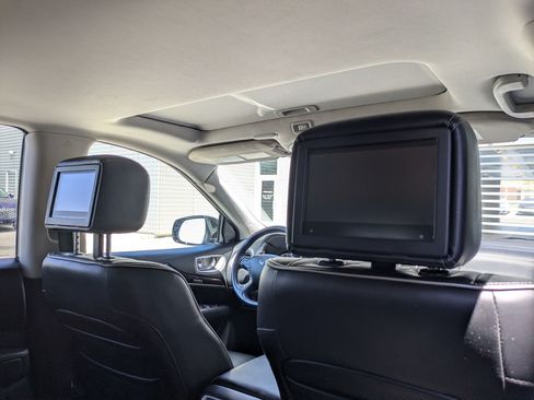 Used 2017 INFINITI QX60 Luxe w/ Deluxe Technology Package AWD/4WD image 29