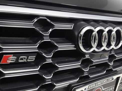 Used 2024 Audi SQ5 Premium Plus AWD/4WD image 18