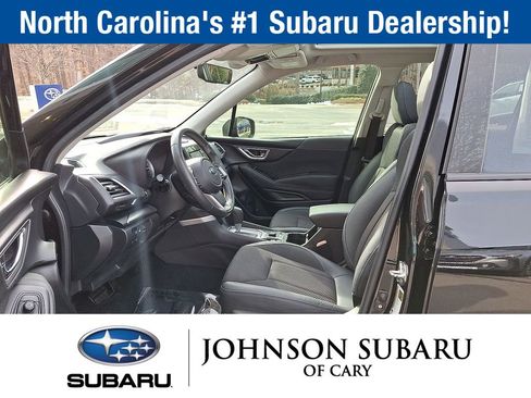 Used 2021 Subaru Forester Premium image 13