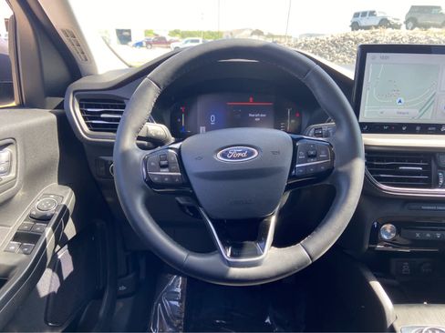 Used 2024 Ford Escape Active w/ Tech Pack #1 AWD/4WD image 19