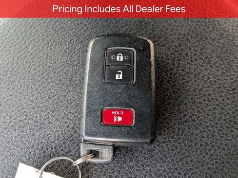 Used 2022 Toyota Tacoma Limited RWD image 32