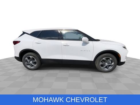Certified 2024 Chevrolet Blazer LT w/ Driver Confidence Package AWD/4WD image 9