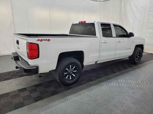 Used 2018 Chevrolet Silverado 1500 LT w/ All Star Edition AWD/4WD image 10