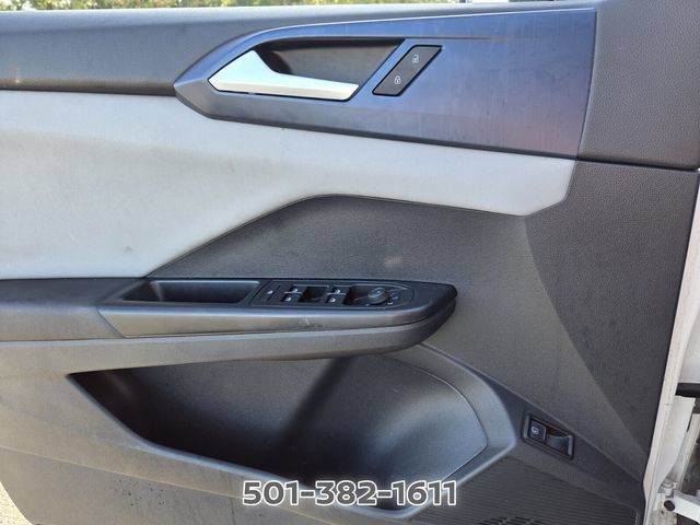 Used 2023 Volkswagen Taos SE FWD image 29