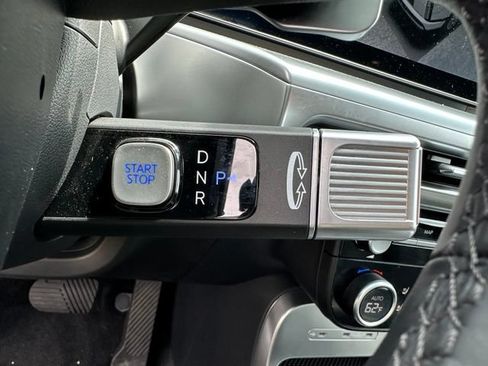 Used 2026 Hyundai Ioniq 9 Limited AWD/4WD image 43