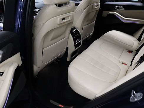Used 2021 BMW X5 sDrive40i w/ Premium Package RWD image 16