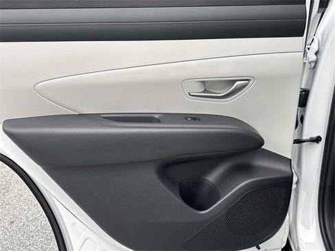New 2026 Hyundai Tucson SEL image 22