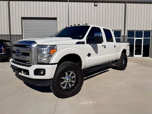 Used 2014 Ford F350 Platinum image 1