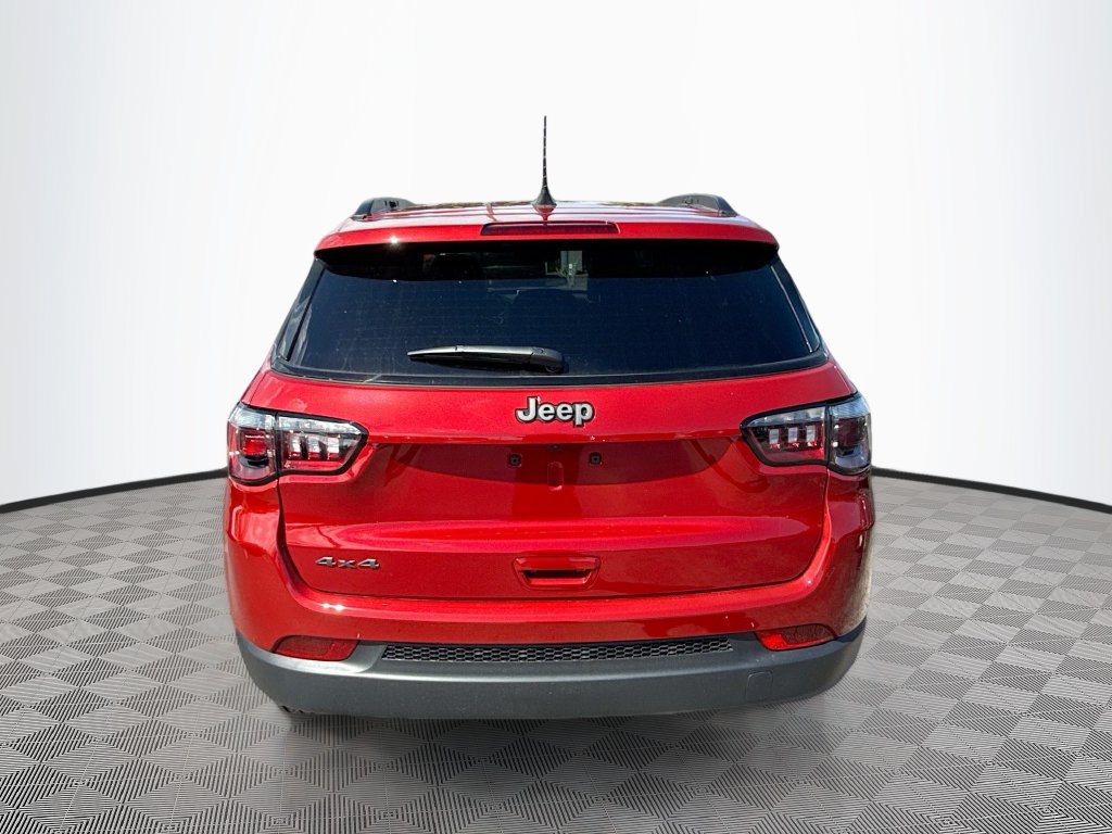 New 2026 Jeep Compass Latitude AWD/4WD image 6