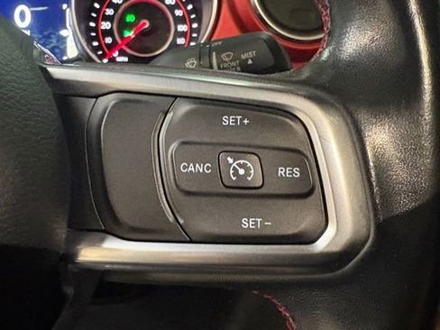 Used 2020 Jeep Gladiator Rubicon image 9