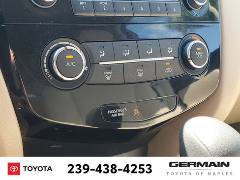 Used 2016 Nissan Rogue S w/ Appearance Package FWD image 33