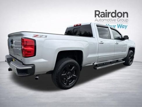 Used 2017 Chevrolet Silverado 1500 LT w/ All Star Edition AWD/4WD image 7