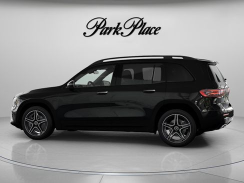 New 2026 Mercedes-Benz GLB 250 image 10