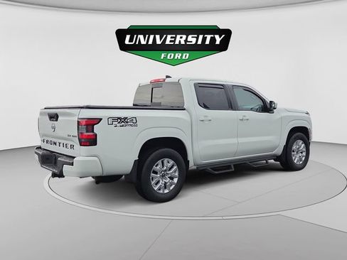Used 2023 Nissan Frontier SV w/ SV Convenience Package AWD/4WD image 3