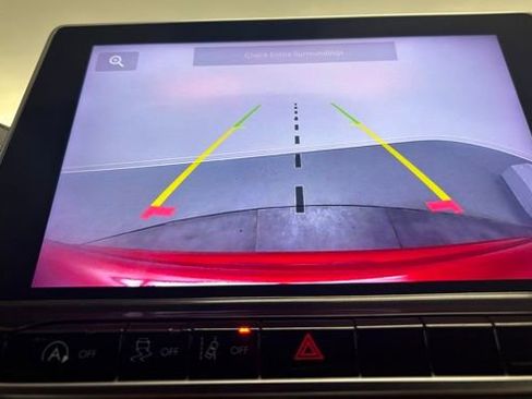 Used 2024 Jeep Compass Latitude image 29