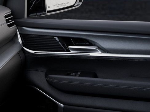 New 2026 Jeep Grand Wagoneer 2WD image 25