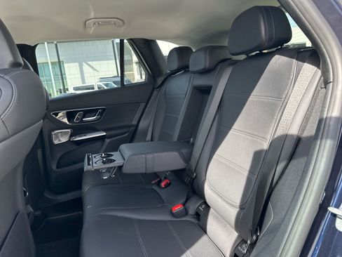 Used 2024 Mercedes-Benz GLC 300 image 14