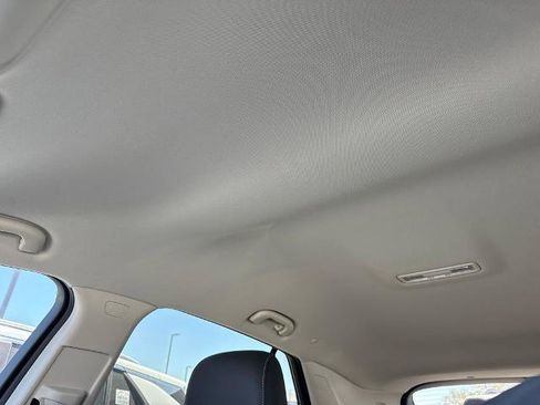 Used 2023 Buick Envision Essence AWD/4WD image 13