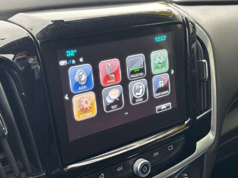 Used 2019 Chevrolet Traverse LT image 29