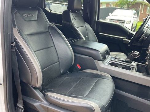 Used 2018 Ford F150 Raptor w/ Equipment Group 802A Luxury AWD/4WD image 10