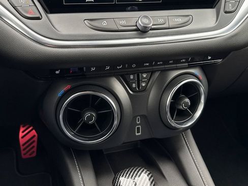 Certified 2025 Chevrolet Blazer LT w/ Redline Edition image 23