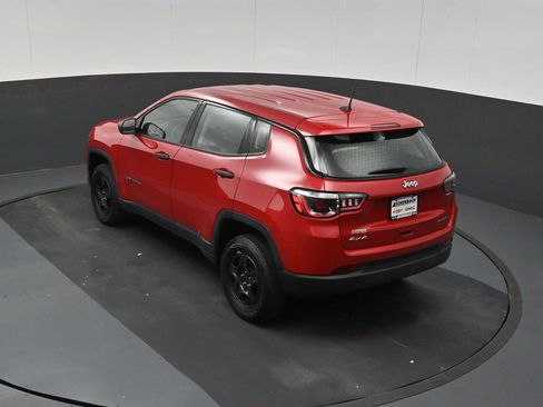 Used 2021 Jeep Compass Sport AWD/4WD image 14