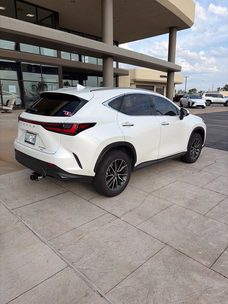 Used 2024 Lexus NX 350h AWD image 9