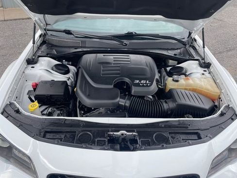 Used 2020 Chrysler 300 S AWD/4WD image 28