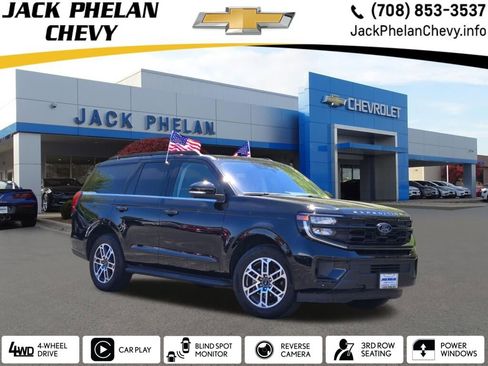 Used 2025 Ford Expedition Active AWD/4WD image 1