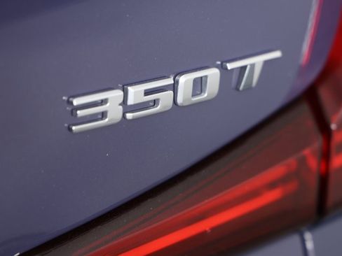 Used 2025 Cadillac XT4 Premium Luxury image 8