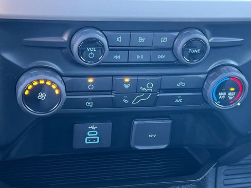 Used 2023 Ford F450 XL w/ XL Chrome Package image 17