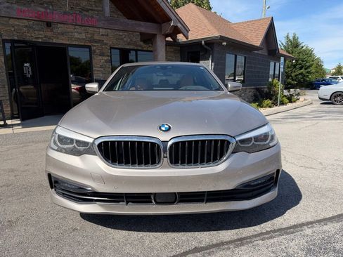 Used 2017 BMW 530i RWD image 3