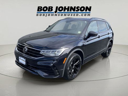 Used 2024 Volkswagen Tiguan SE R-Line AWD/4WD image 7