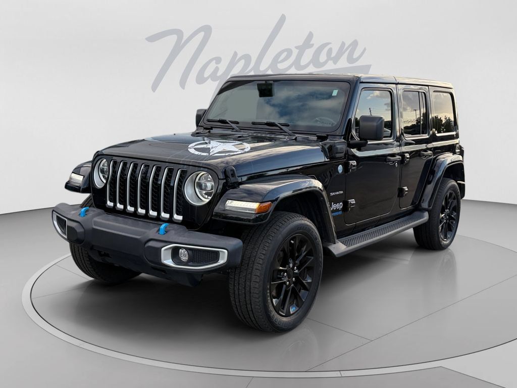 Used 2022 Jeep Wrangler Unlimited Sahara w/ Cold Weather Group AWD/4WD image 1