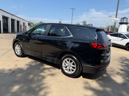 Used 2024 Chevrolet Equinox LT FWD image 28