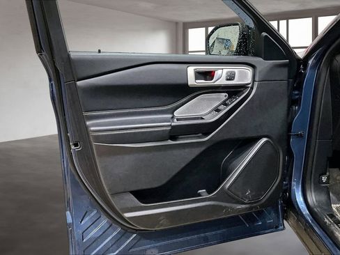 Used 2020 Ford Explorer ST w/ ST Street Pack image 21