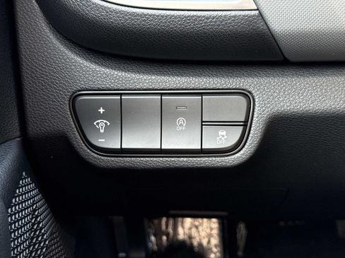 Used 2026 Kia Seltos LX FWD image 14