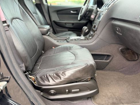 Used 2012 GMC Acadia Denali FWD image 26