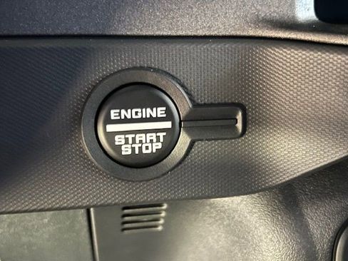 Used 2024 Ford Bronco Badlands image 44