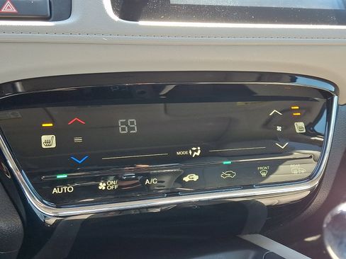 Used 2022 Honda HR-V EX-L image 16